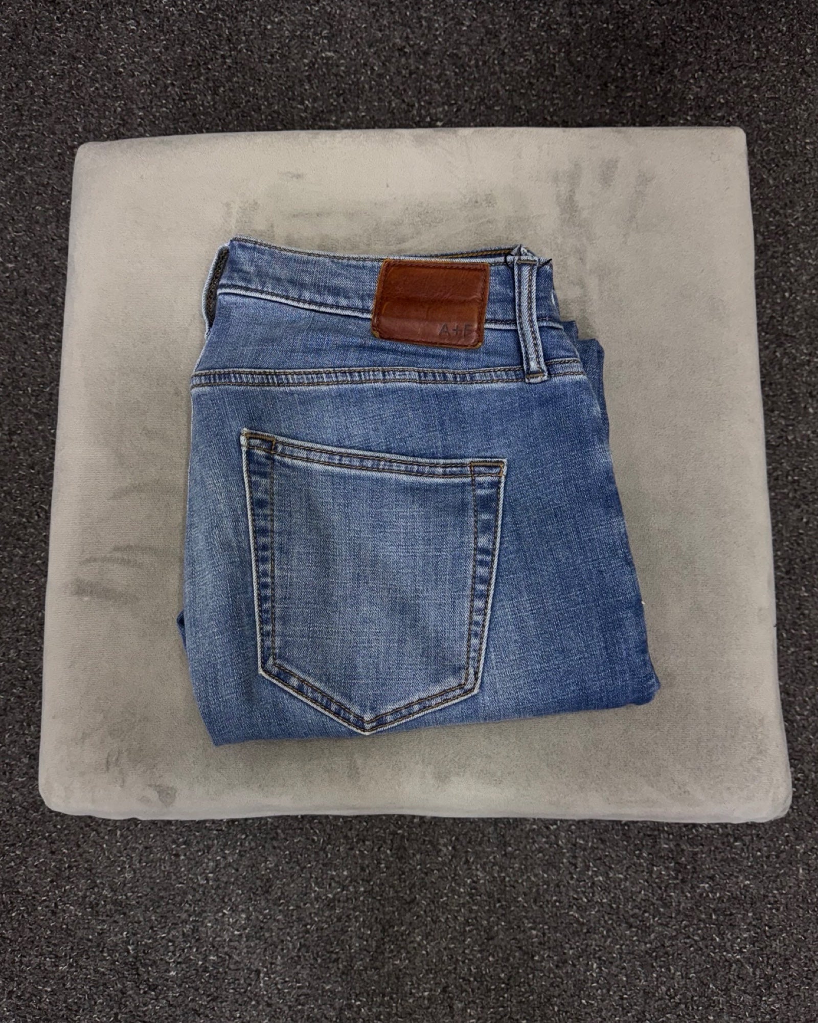 ABERCROMBIE&FITCH Regular w32l32