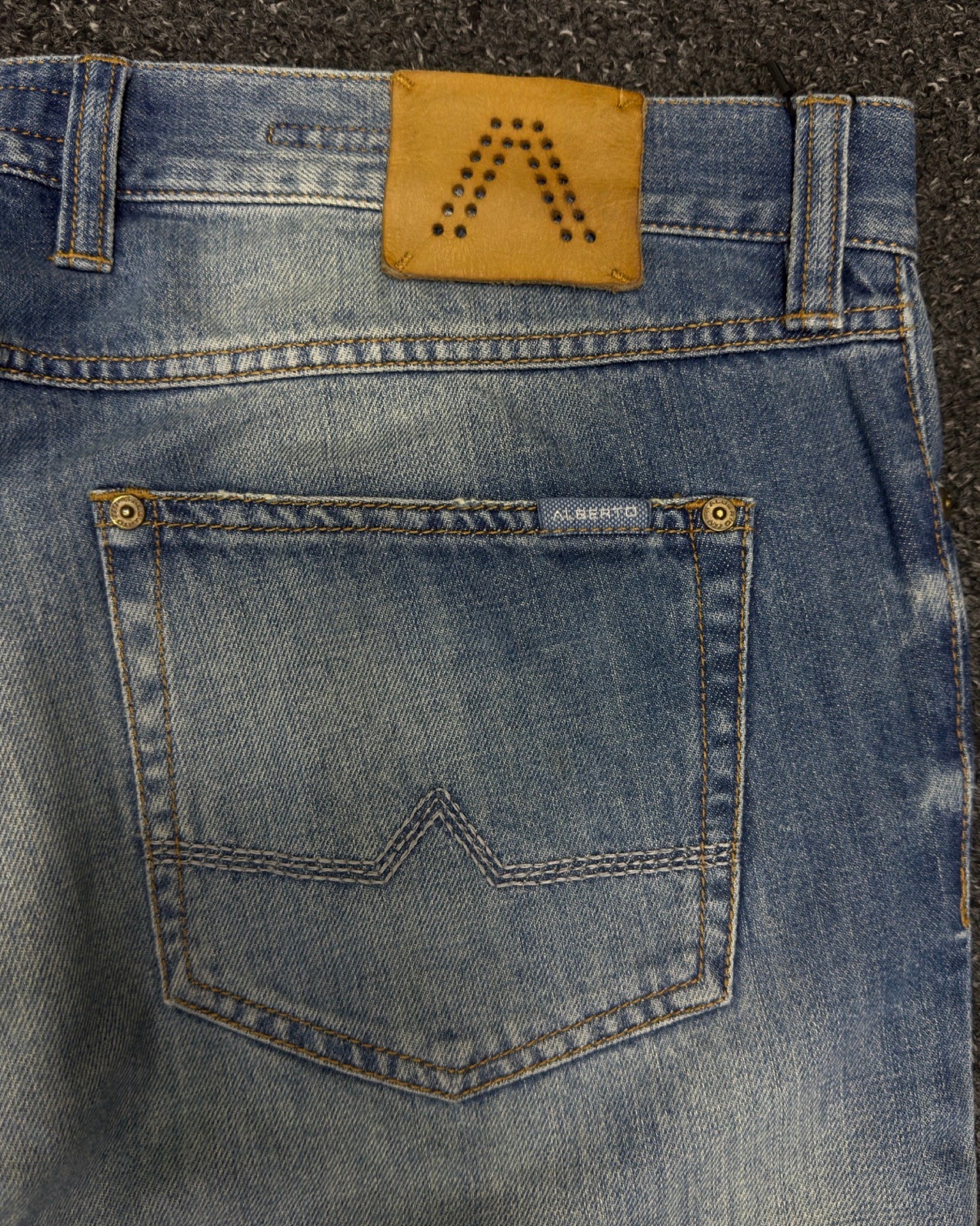 alberto regular w38l32