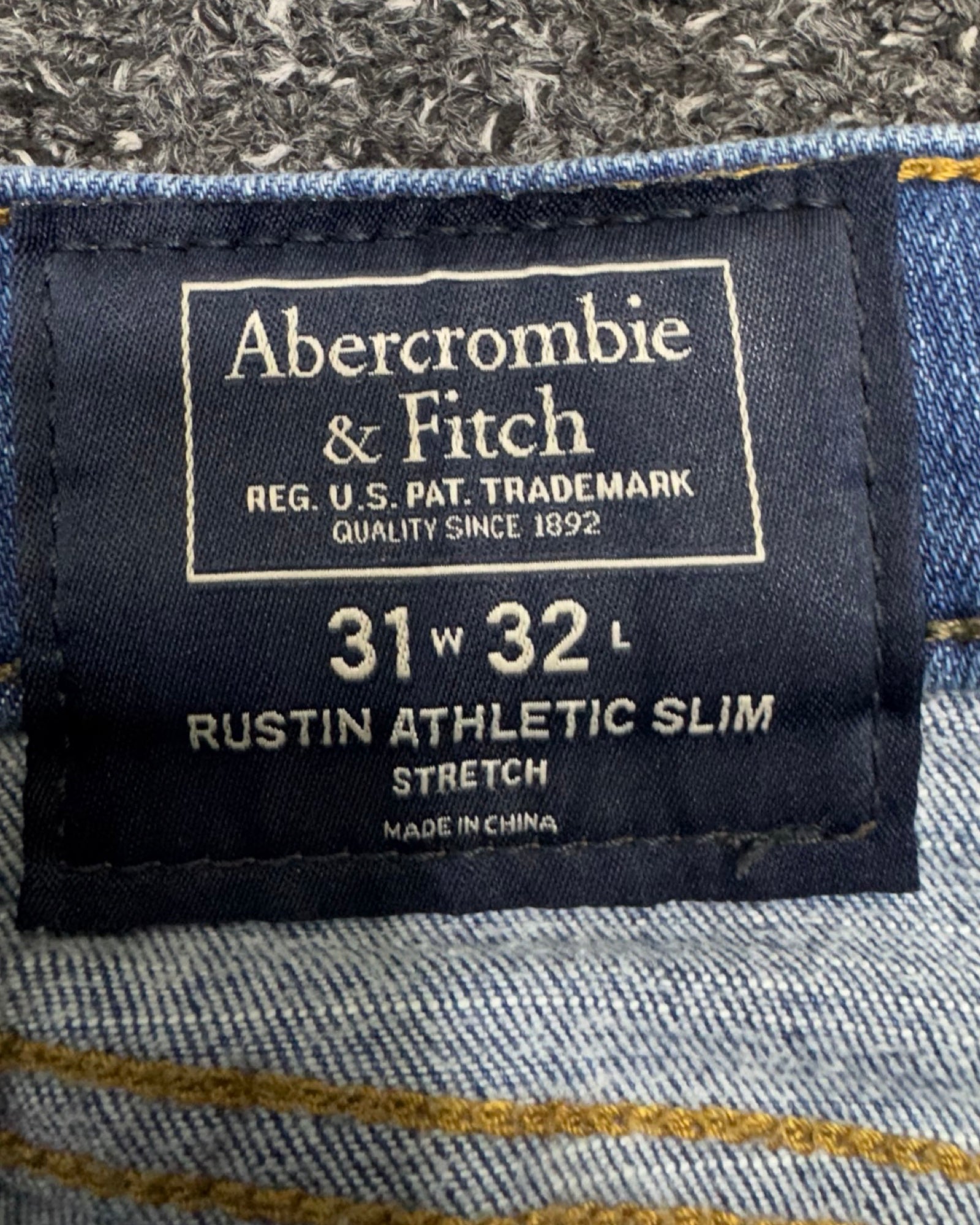 ABERCROMBIE&FITCH Regular w32l32
