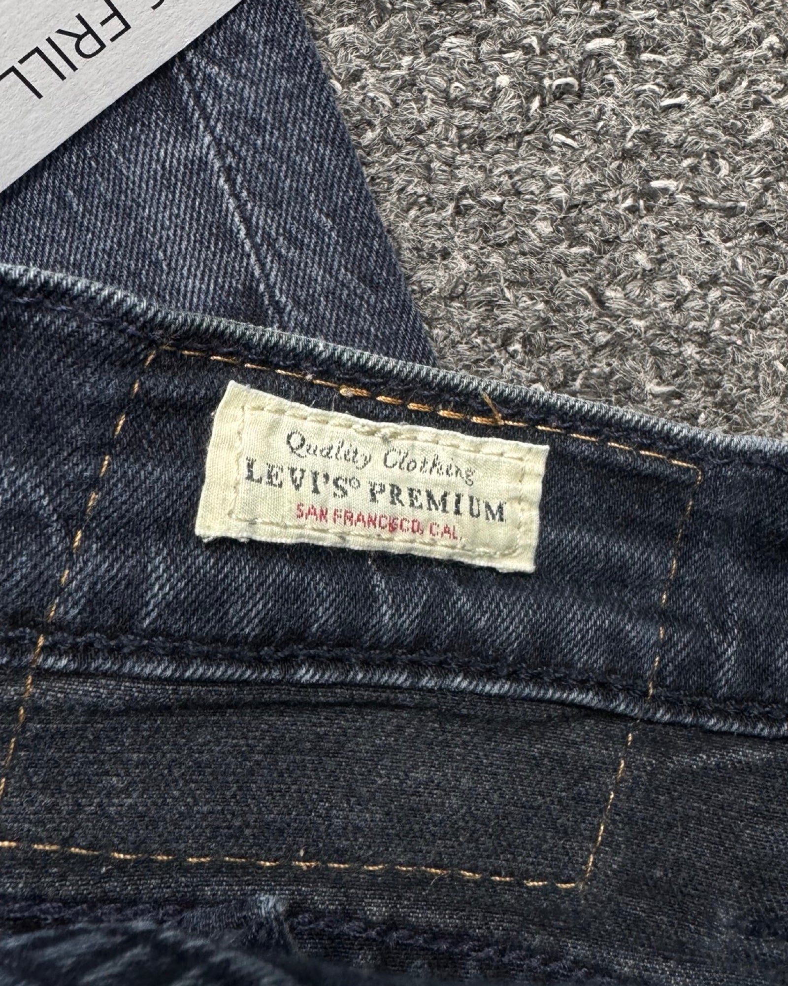 LEVI'S 512 W42L32
