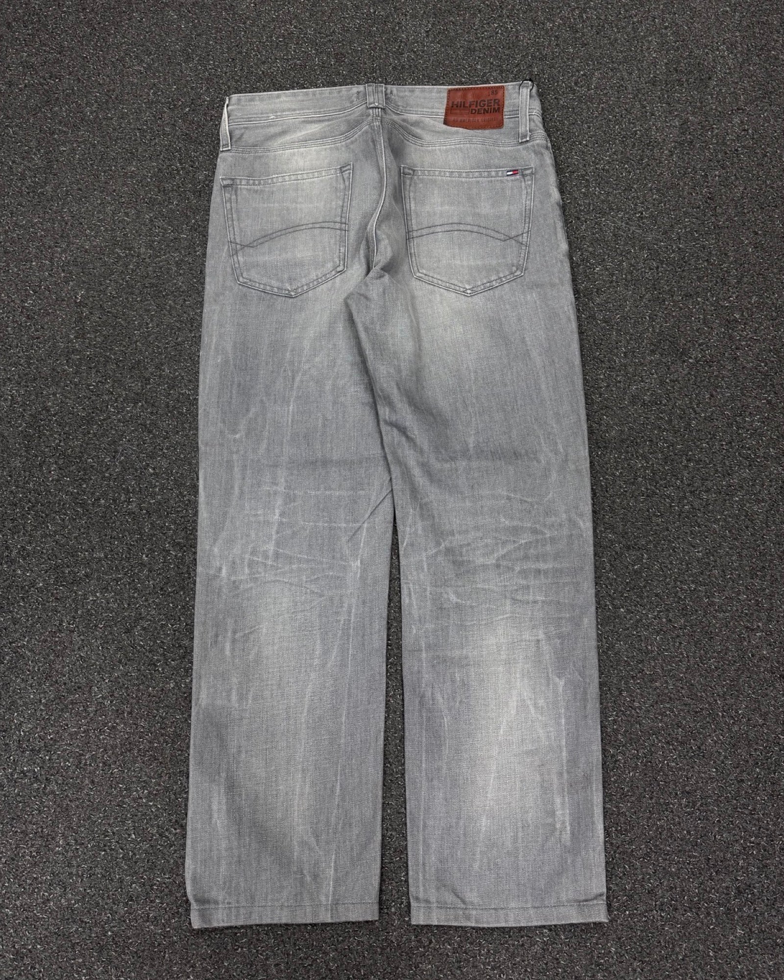 TOMMY HILFIGER Slim w30l32