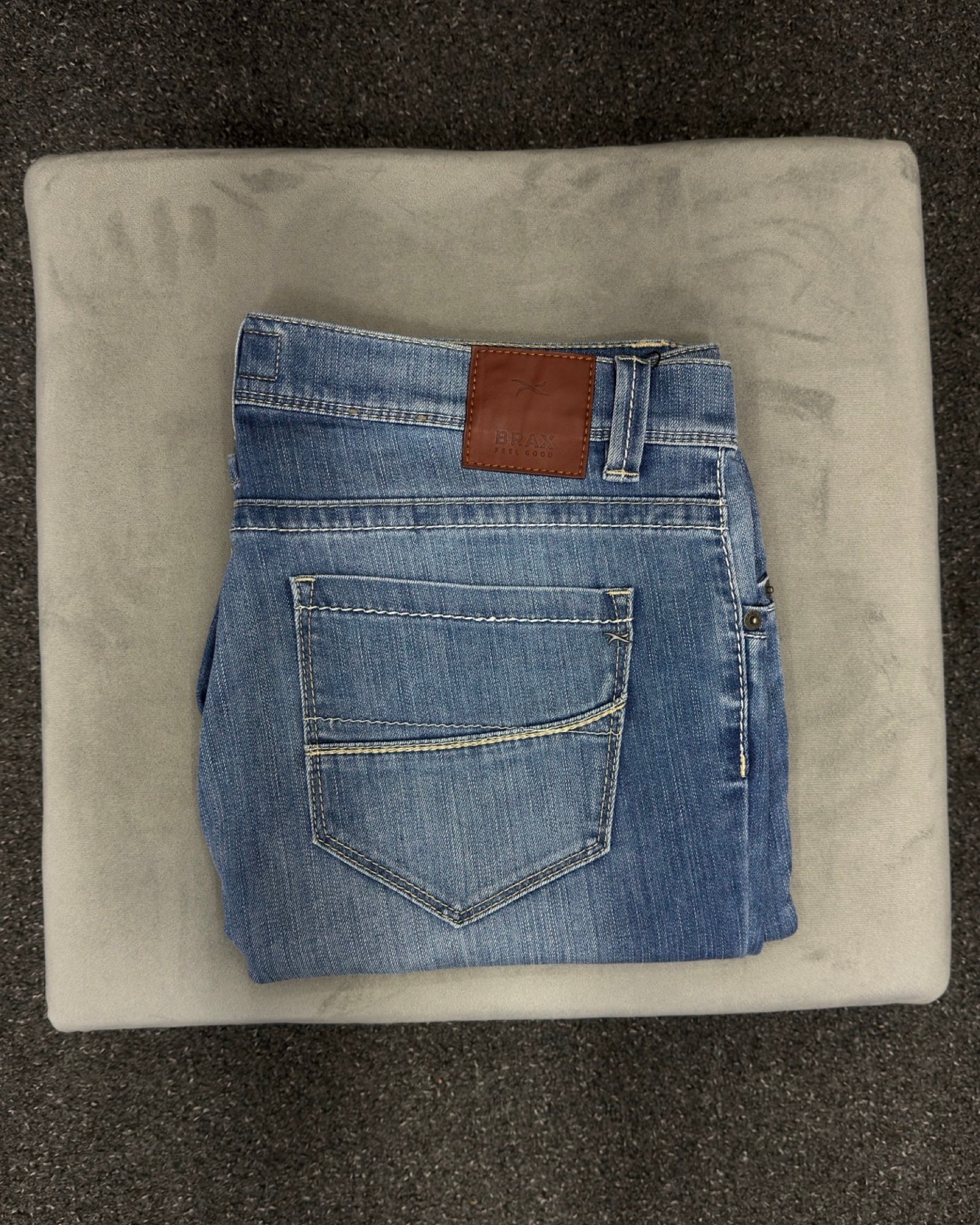 brax straight w38l30