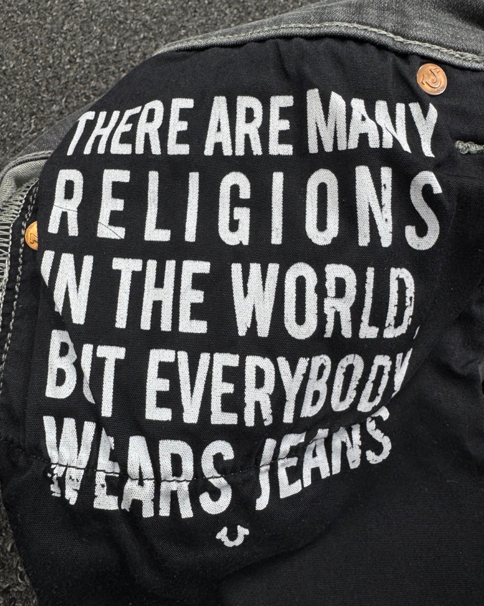 TRUE RELIGION Slim w29l34