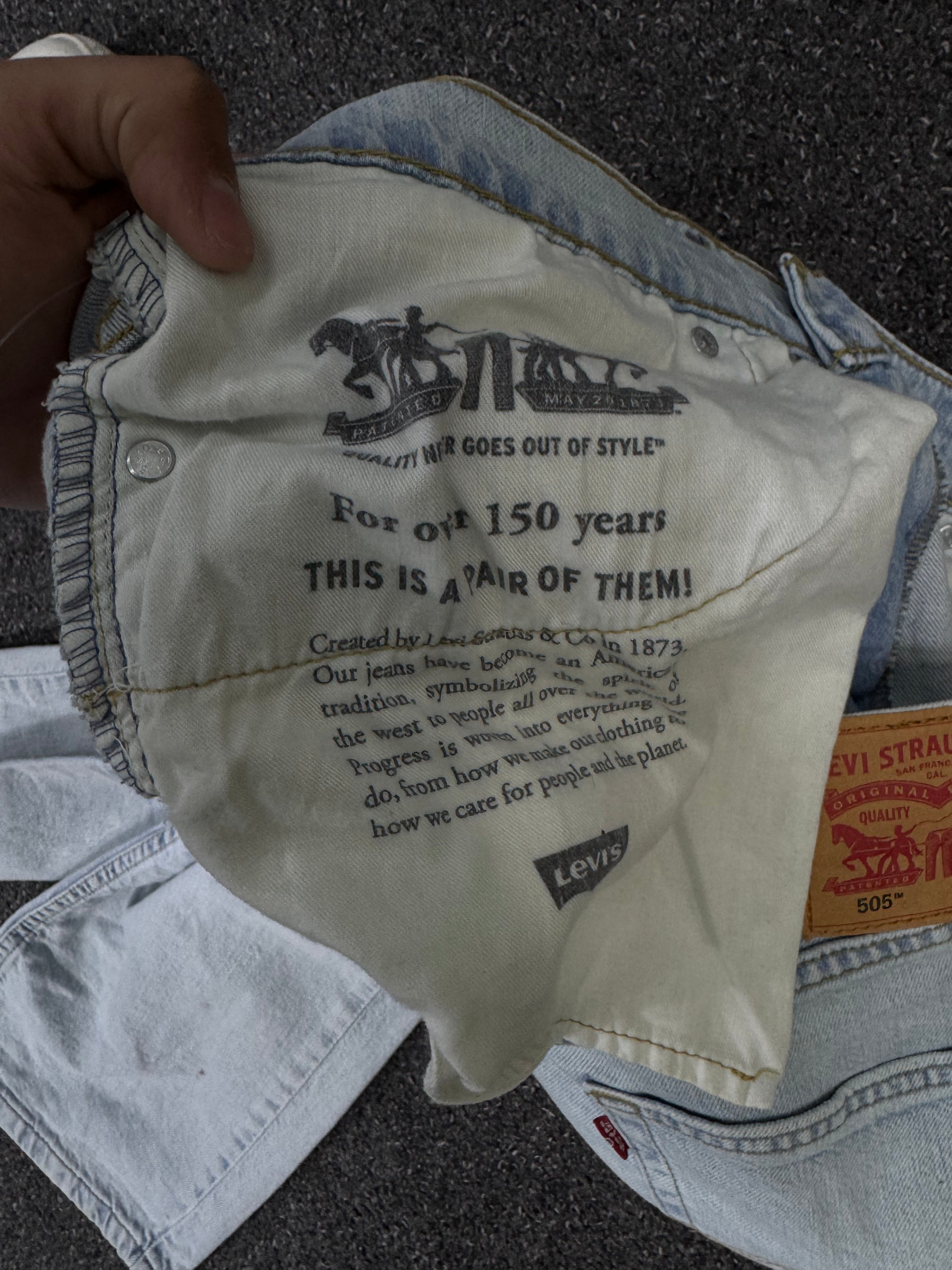 LEVI'S 505 w36l32