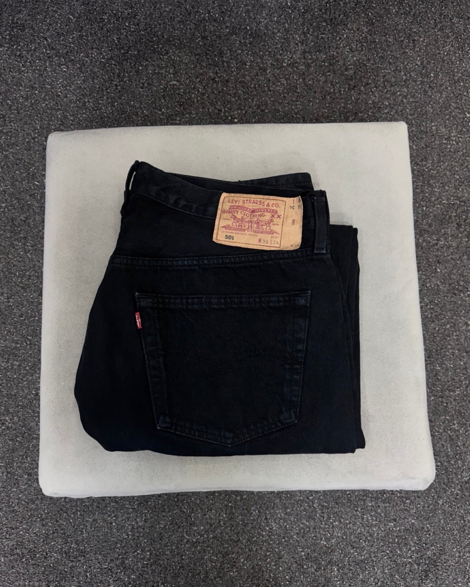 LEVI'S 501 w38l34