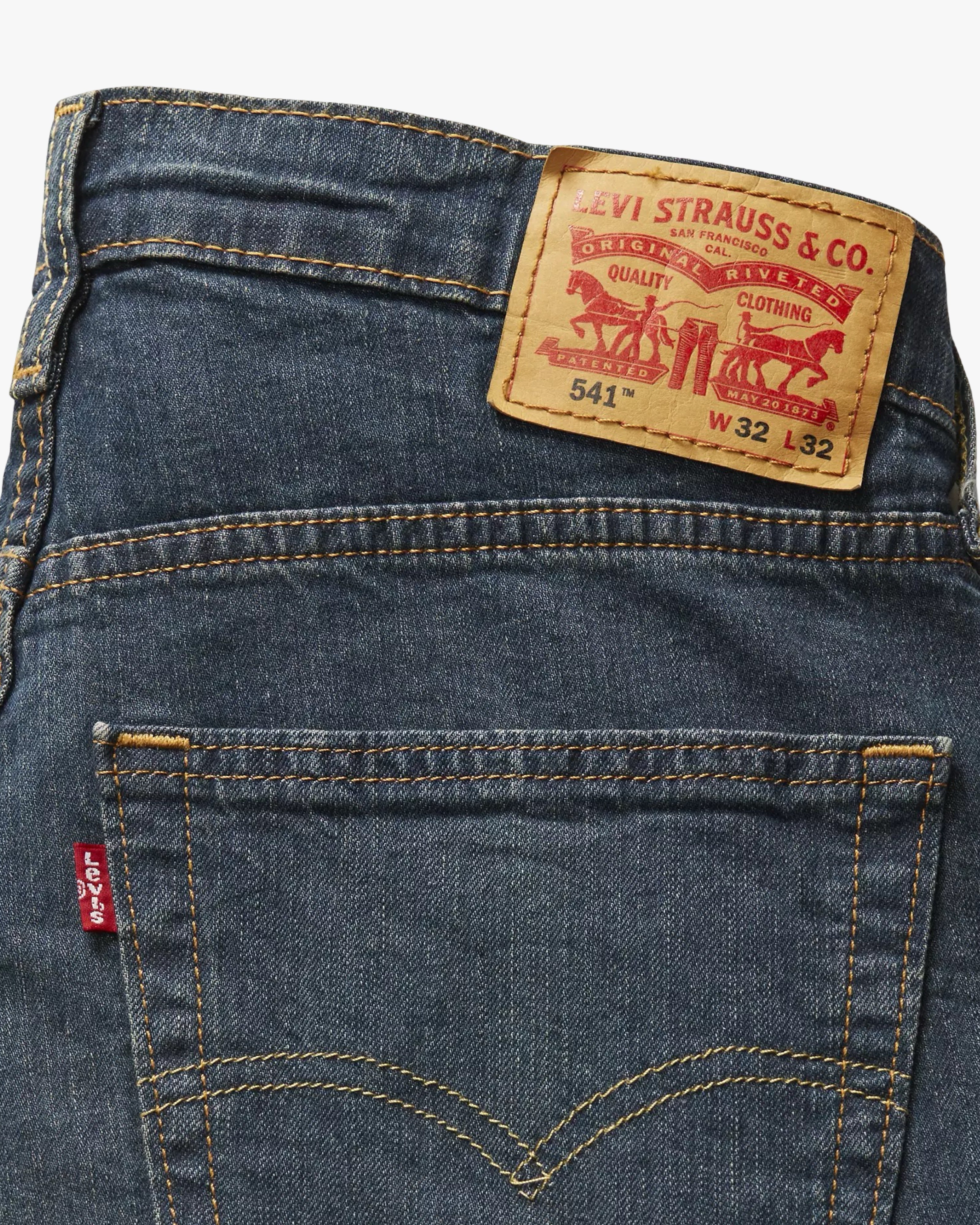 LEVI'S 541 w38l32