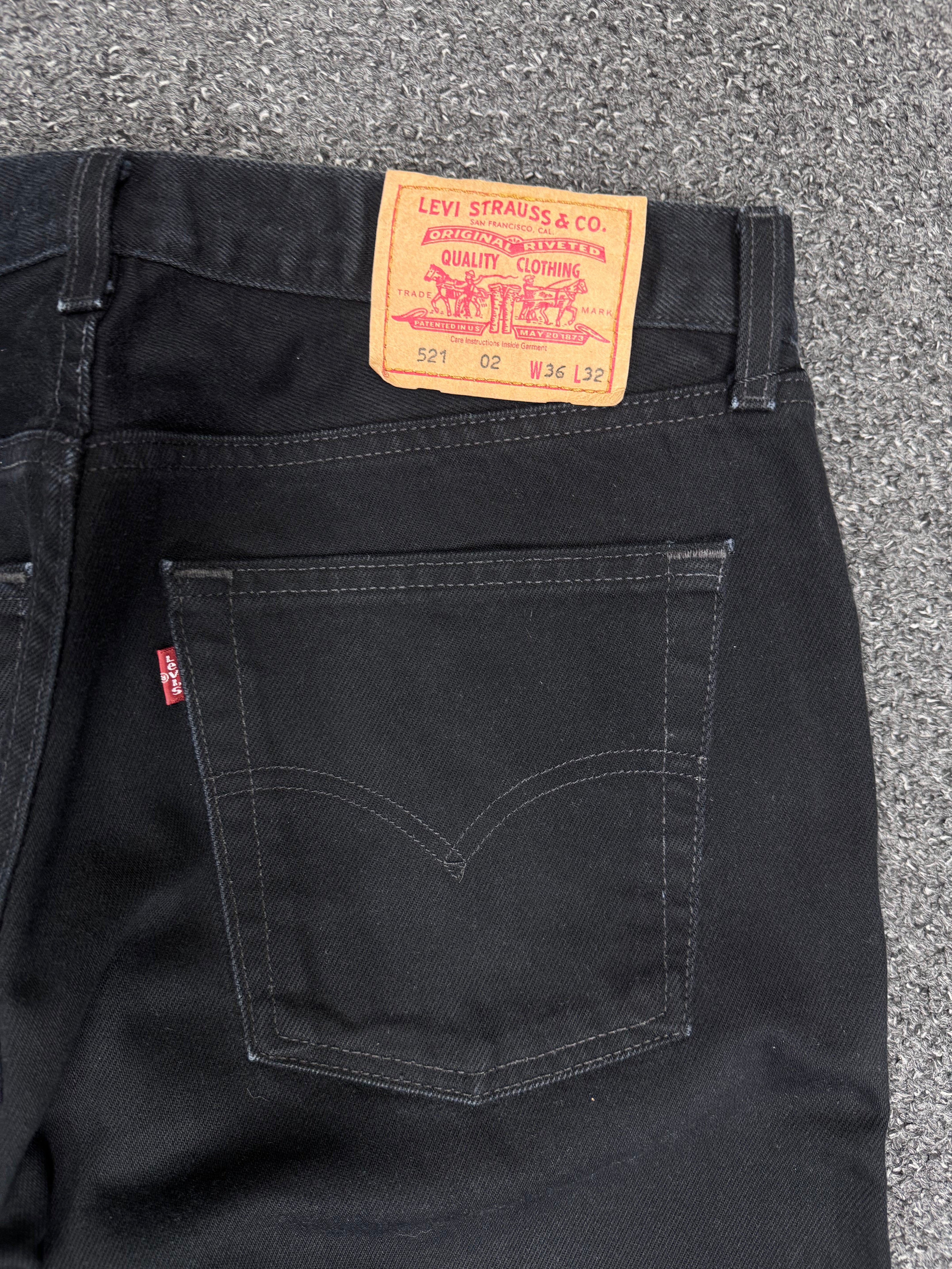 LEVI'S 521 02 w36l32