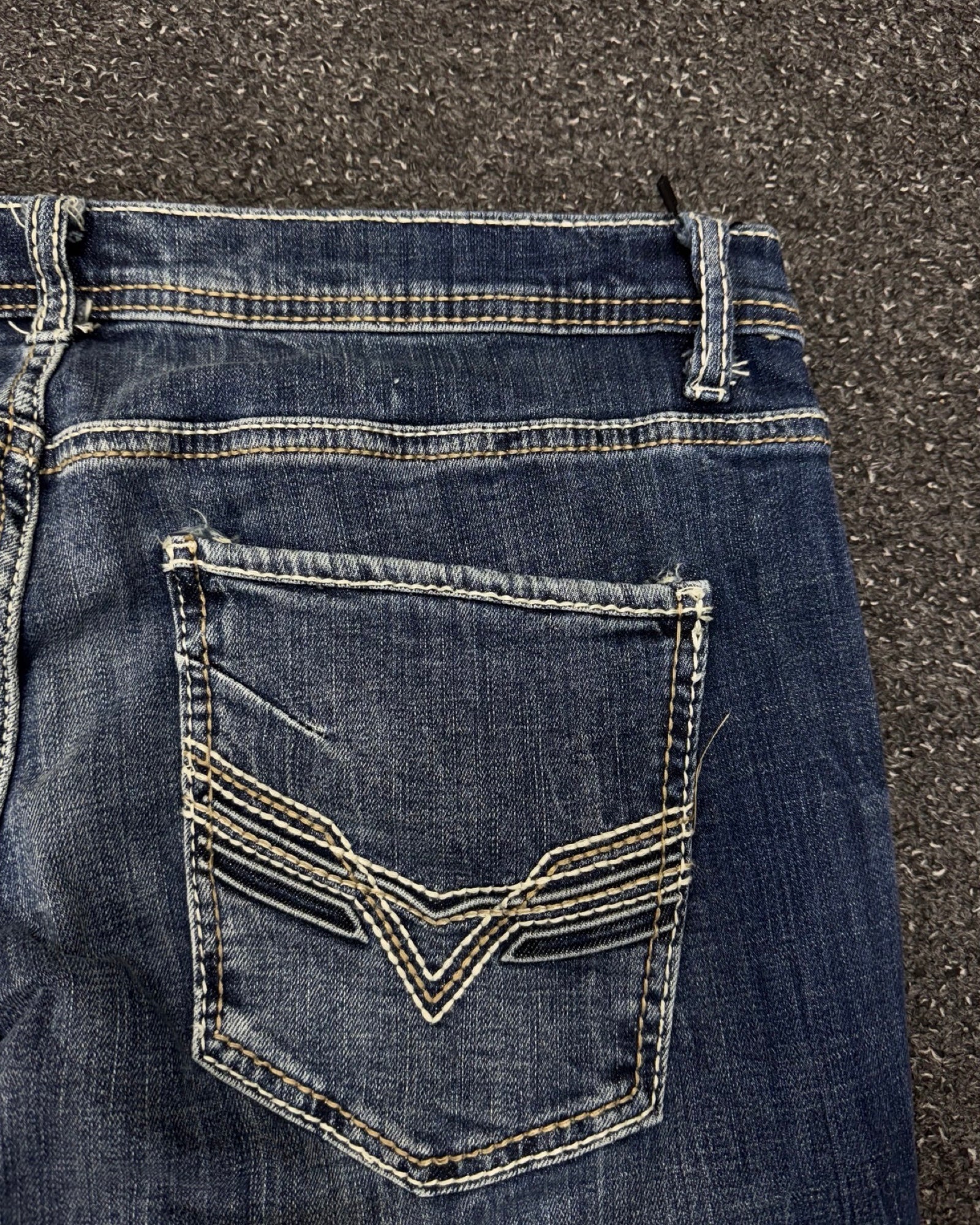 B K E STRAIGHT W34L32