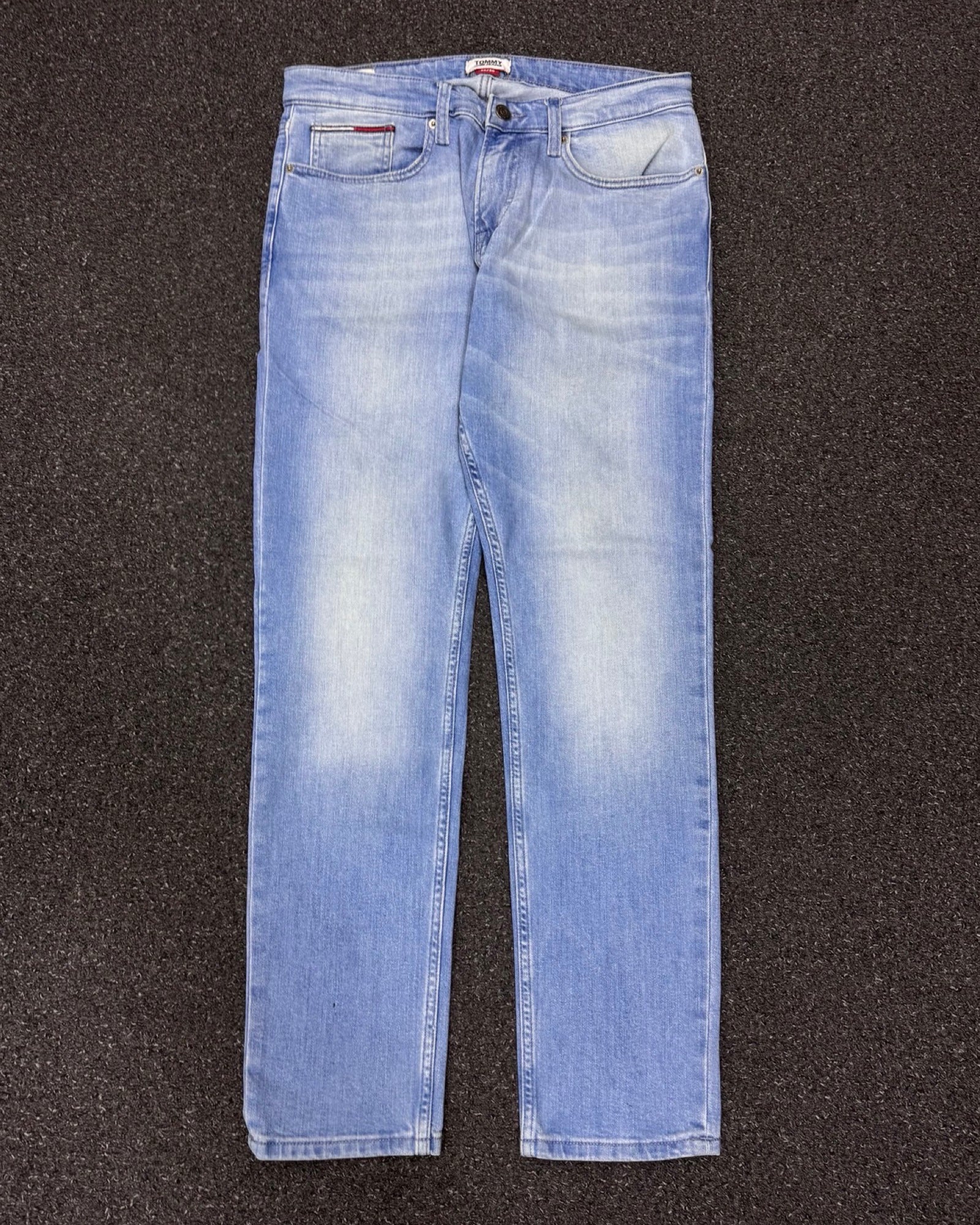 TOMMY HILFIGER Slim w30l30