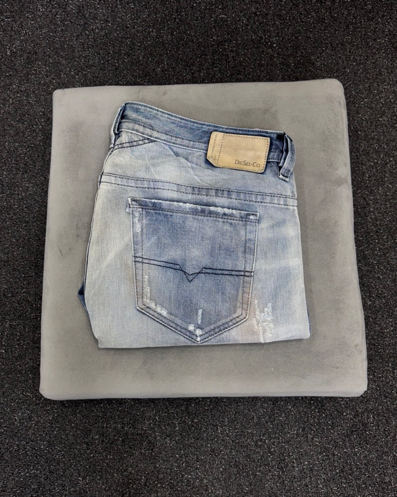 DIESEL INDUSTRY THAVAR W38L32