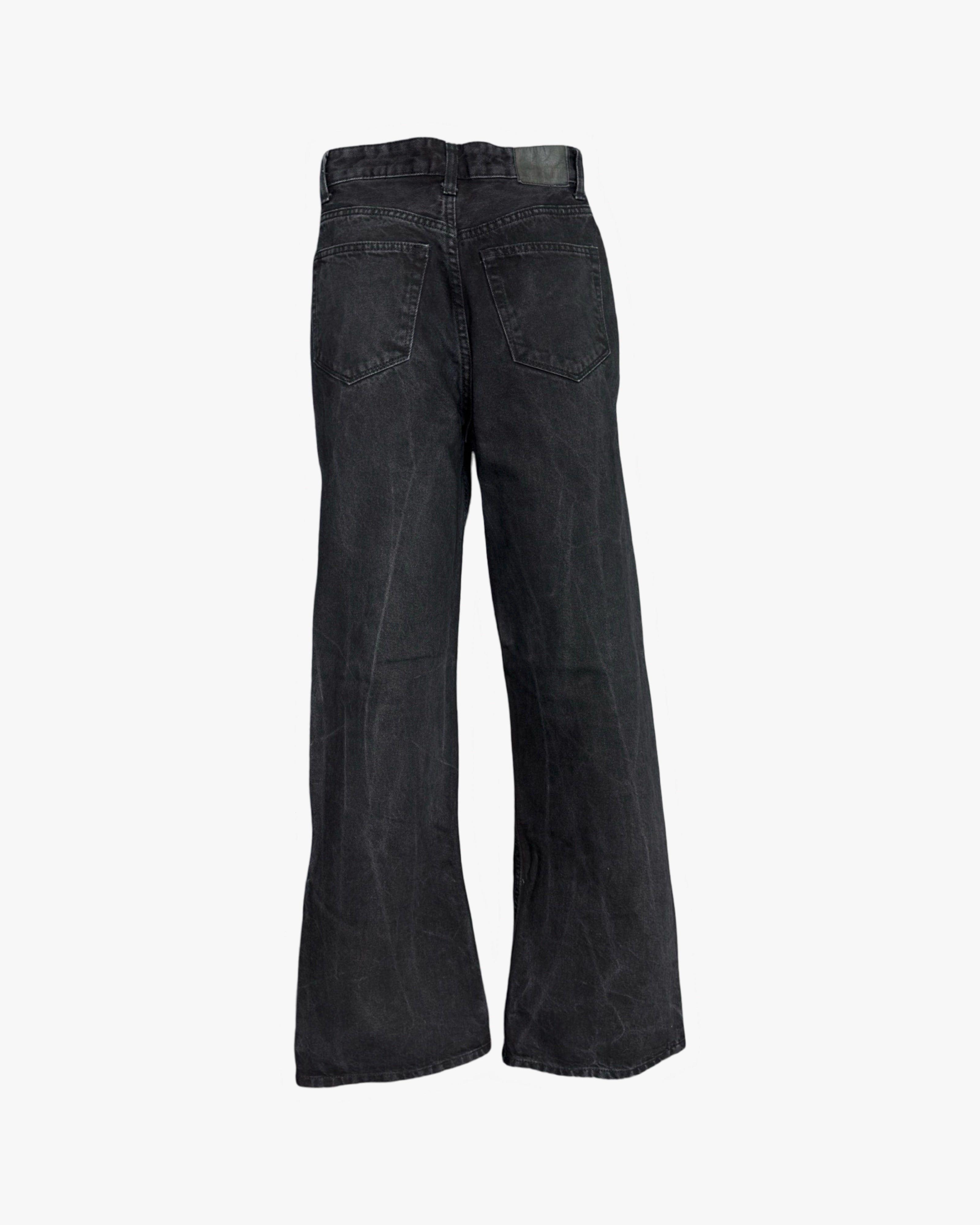 BERSHKA W24L32