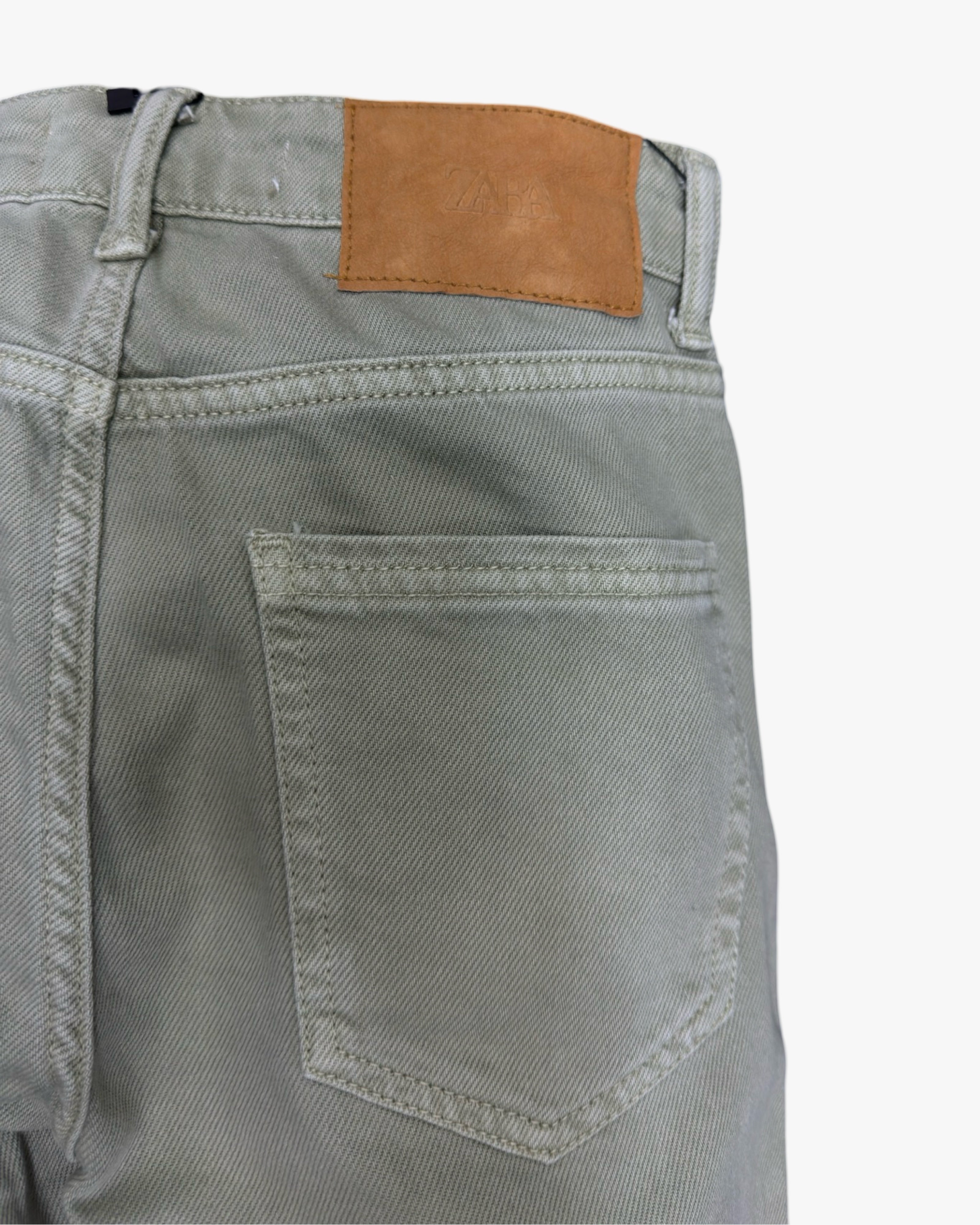 ZARA W22L30