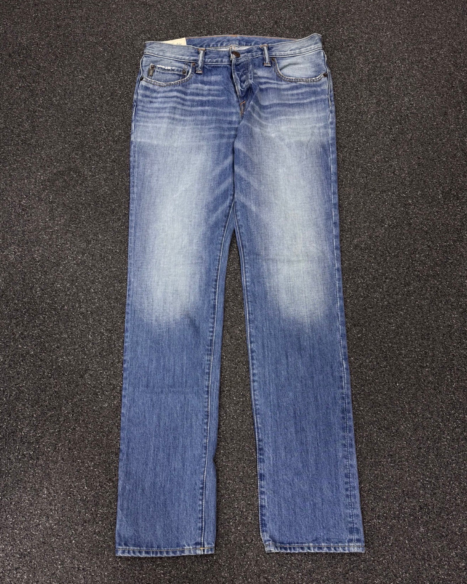 ABERCROMBIE&FITCH REGULAR W33L34
