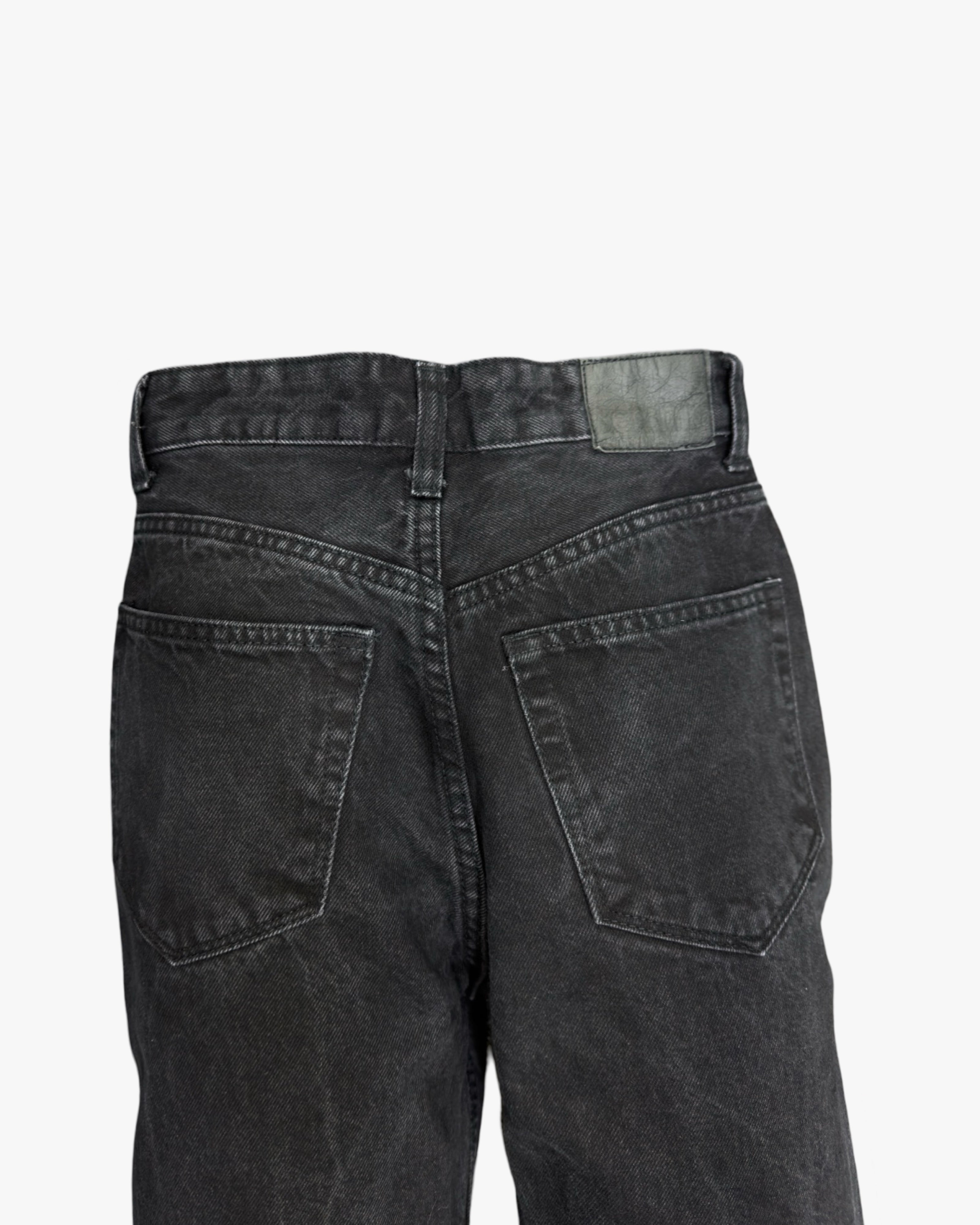 BERSHKA W24L32