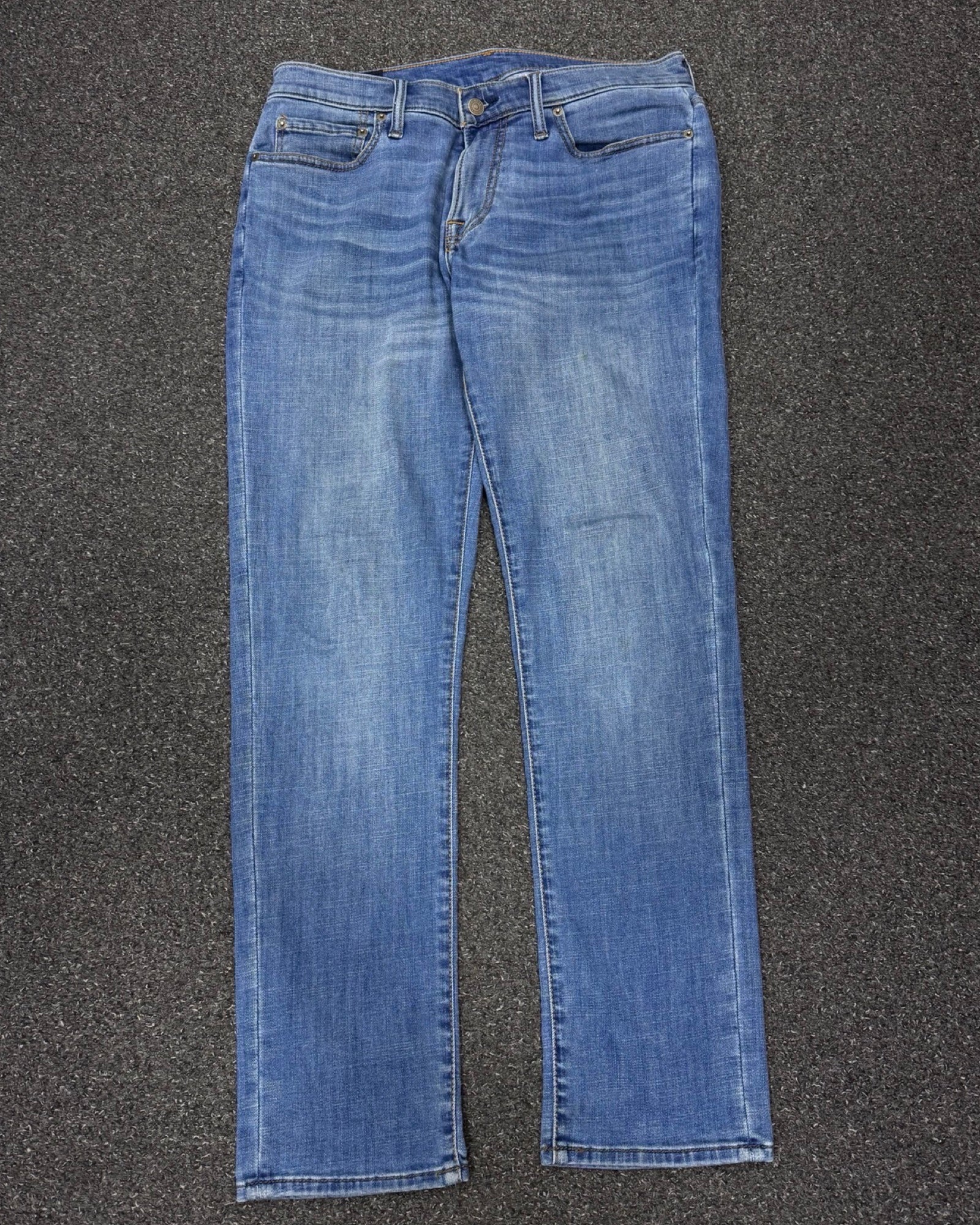 ABERCROMBIE&FITCH Regular w32l32