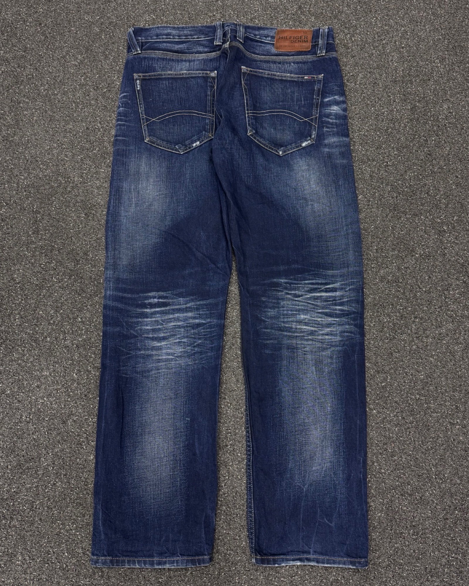 TOMMY HILFIGER Straight w32l30