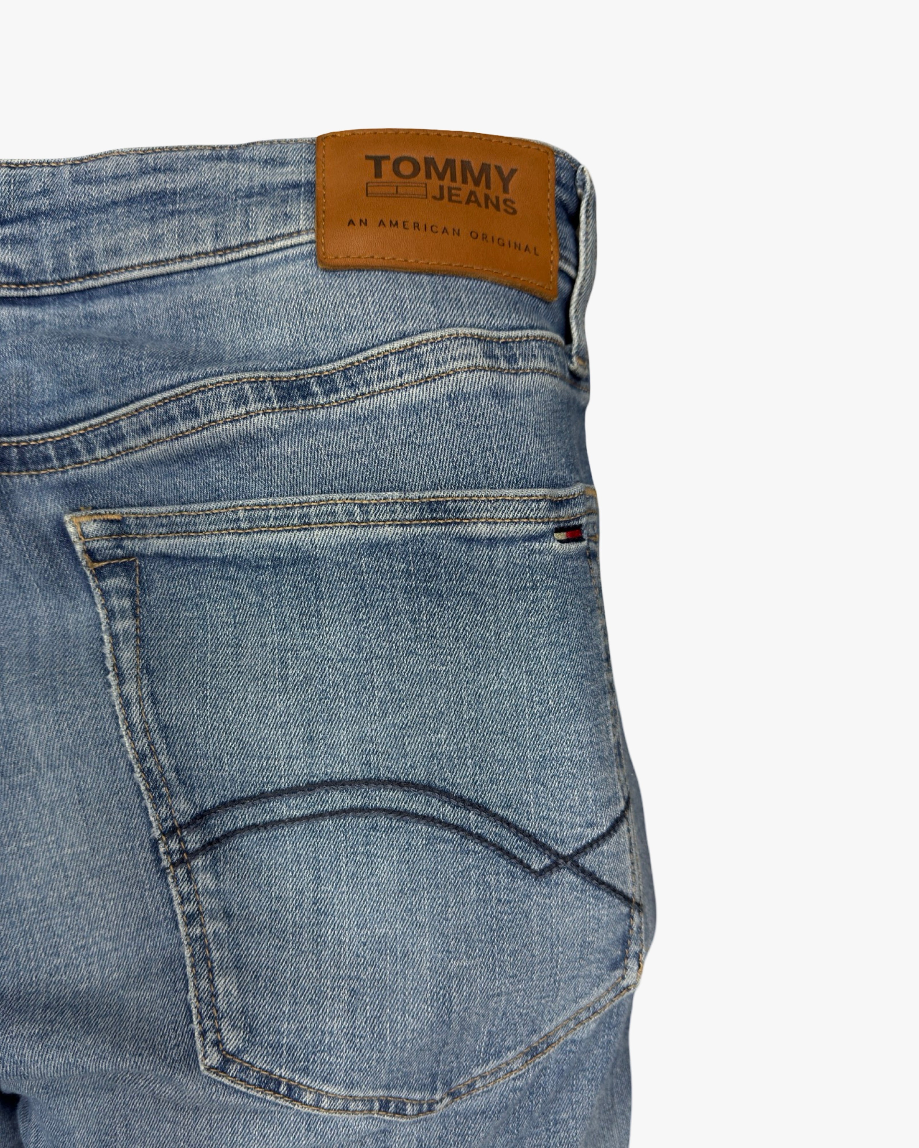 Tommy Hilfiger w36l32